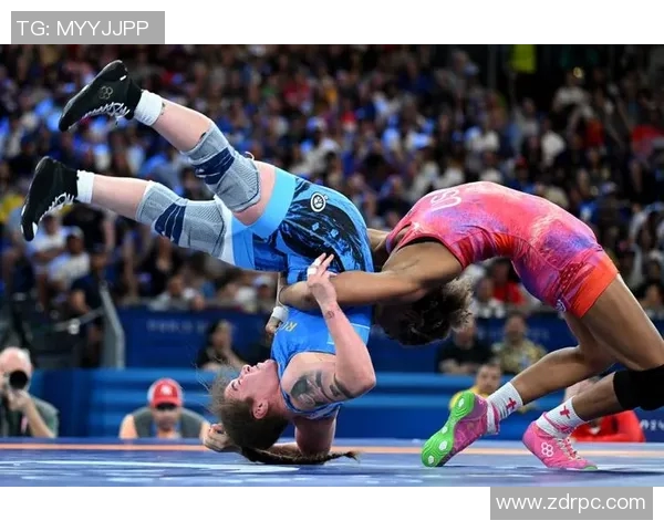 自由式摔跤赛果揭晓精彩对决引发热议运动员表现令人瞩目 自由式摔跤赛果揭晓精彩对决引发热议运动员表现令人瞩目