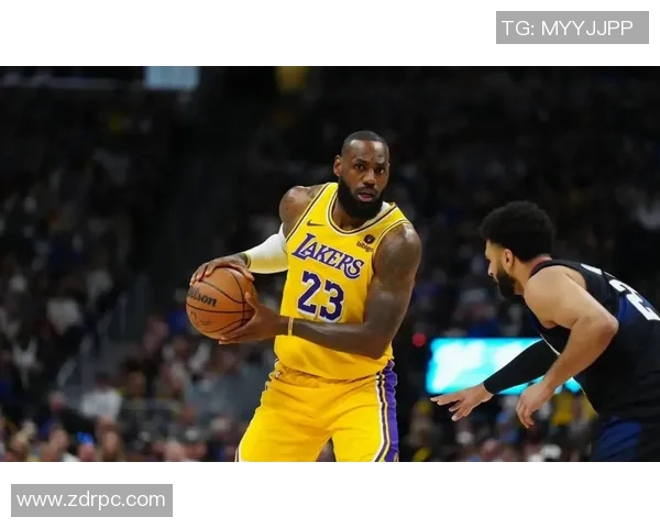 詹姆斯领衔湖人逆转击败掘金,晋级总决赛